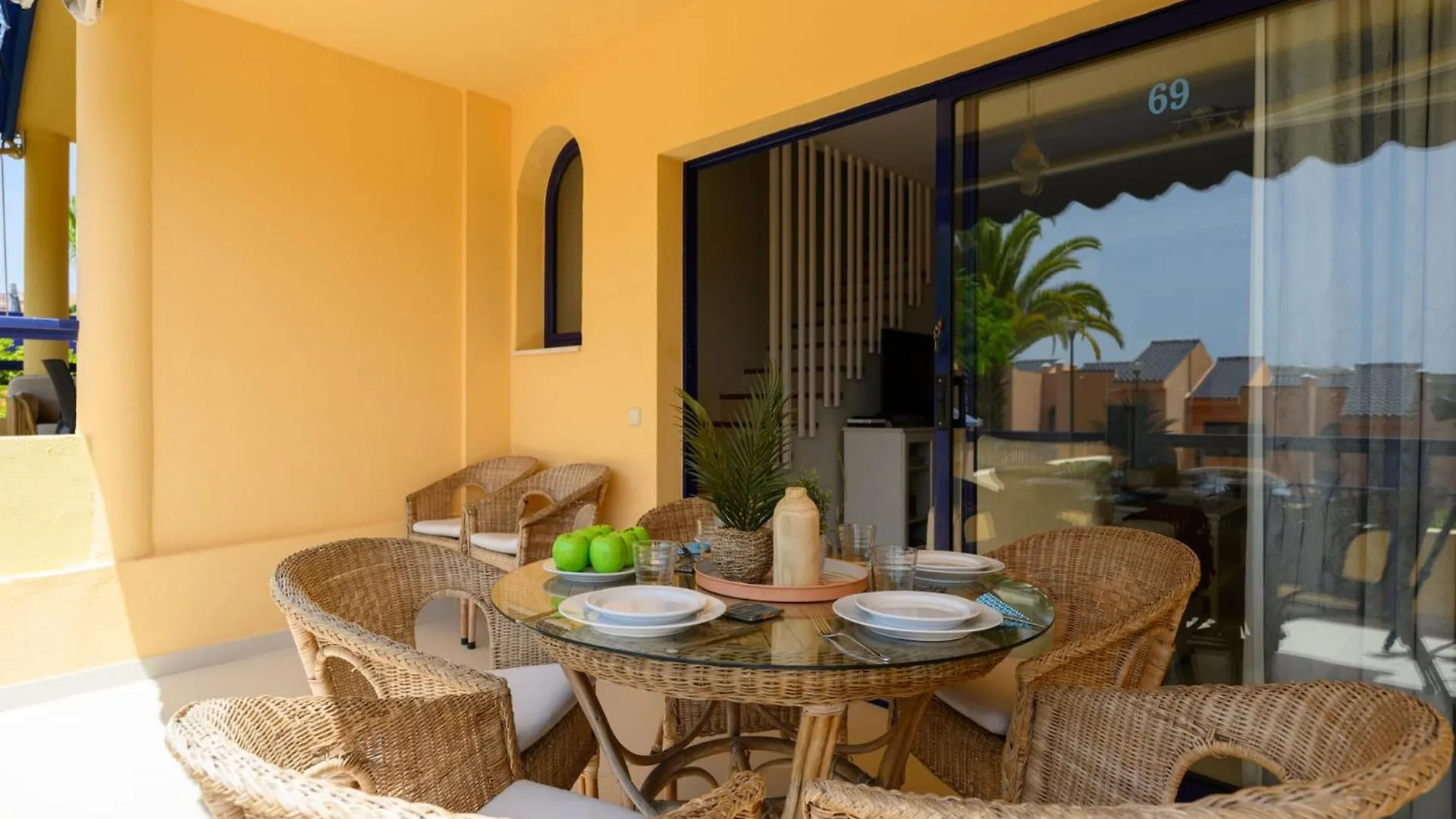 Charming Bungalow With Pool In Maspalomas