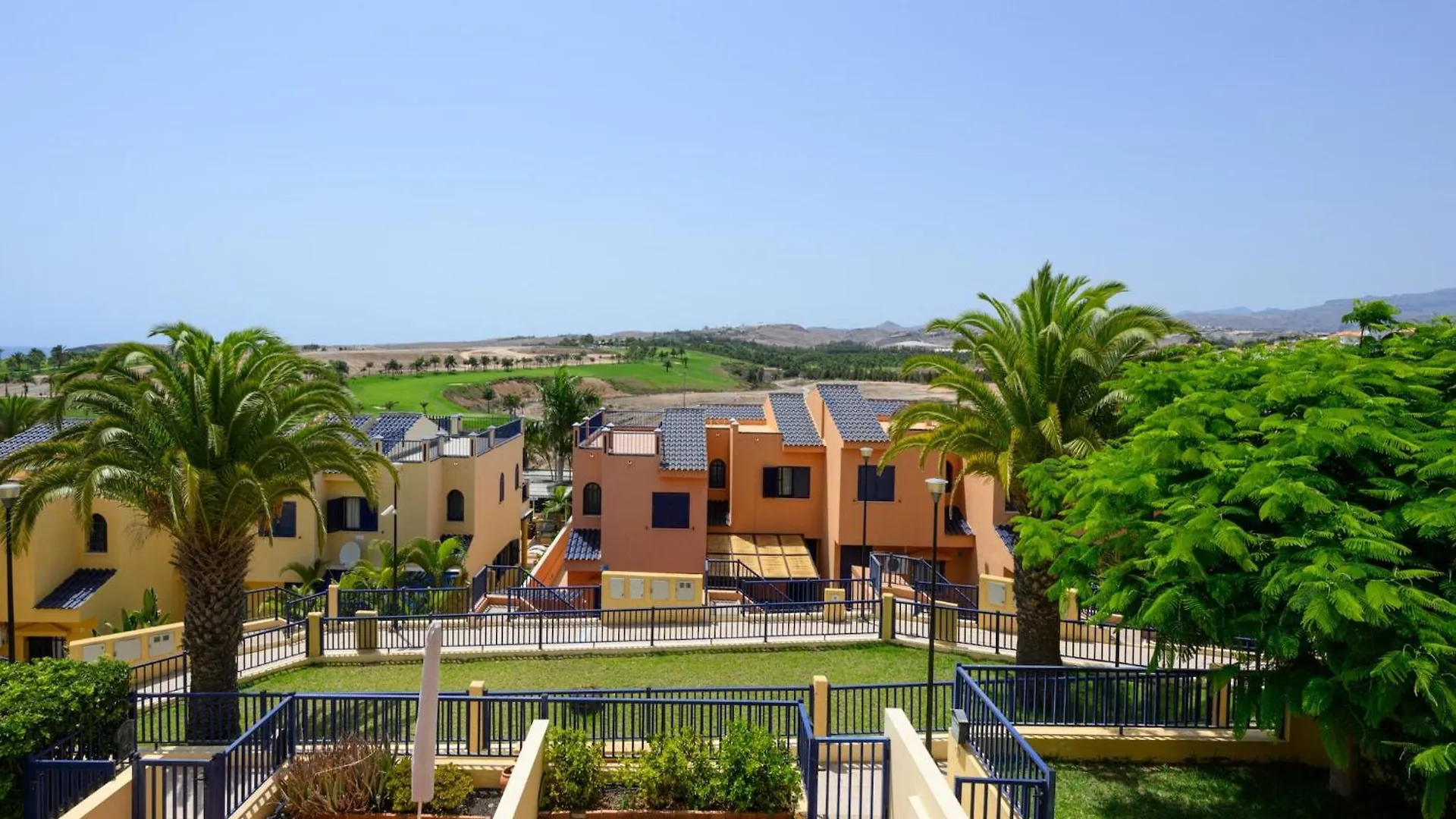 Charming Bungalow With Pool In Maspalomas Prázdninový dům